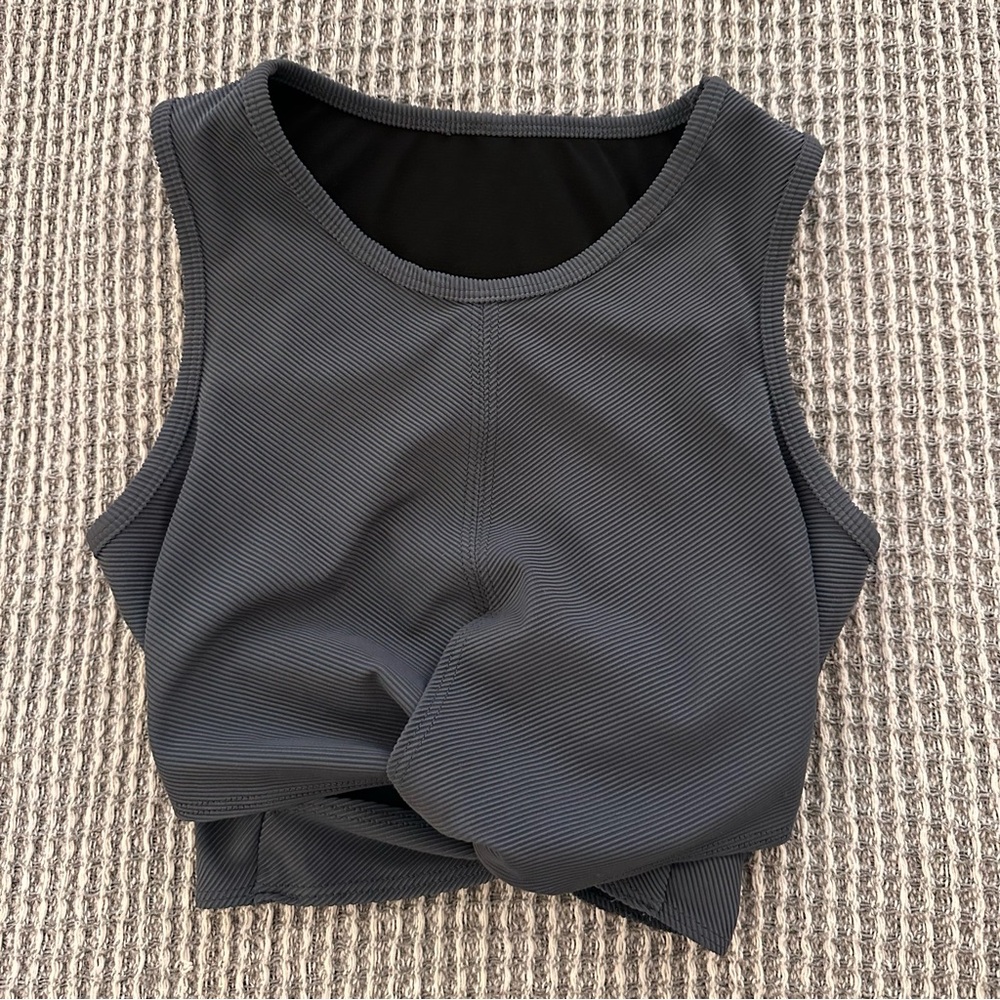 Onzie Ribbed Twist Front Crop Top Tank In Grey View 2